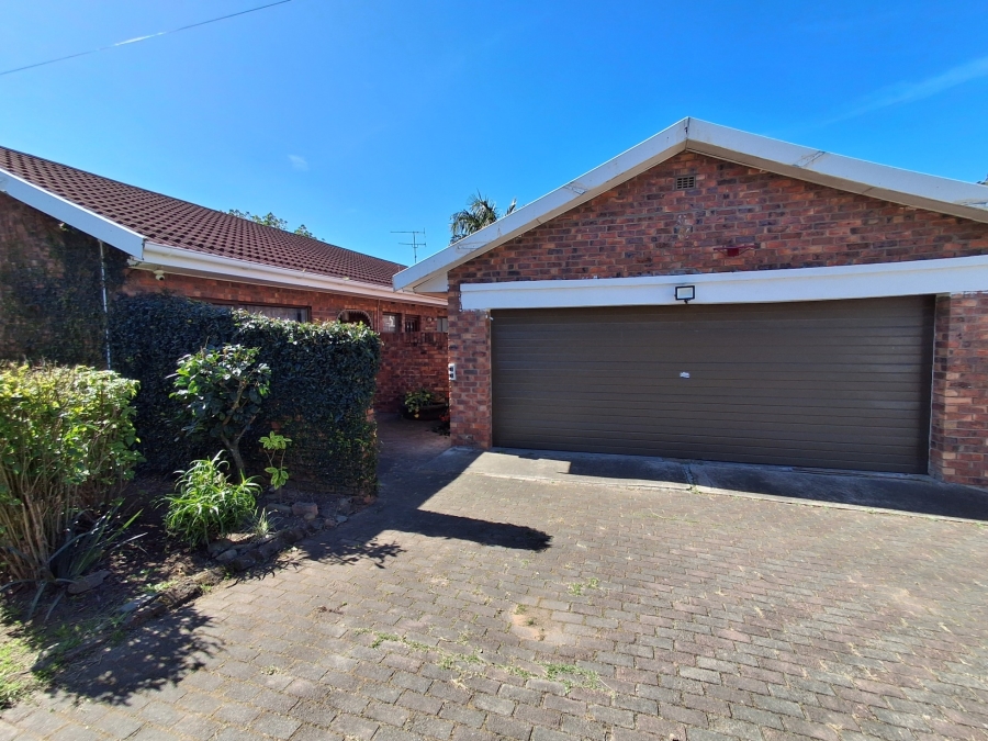 4 Bedroom Property for Sale in Nahoon Valley Park Eastern Cape